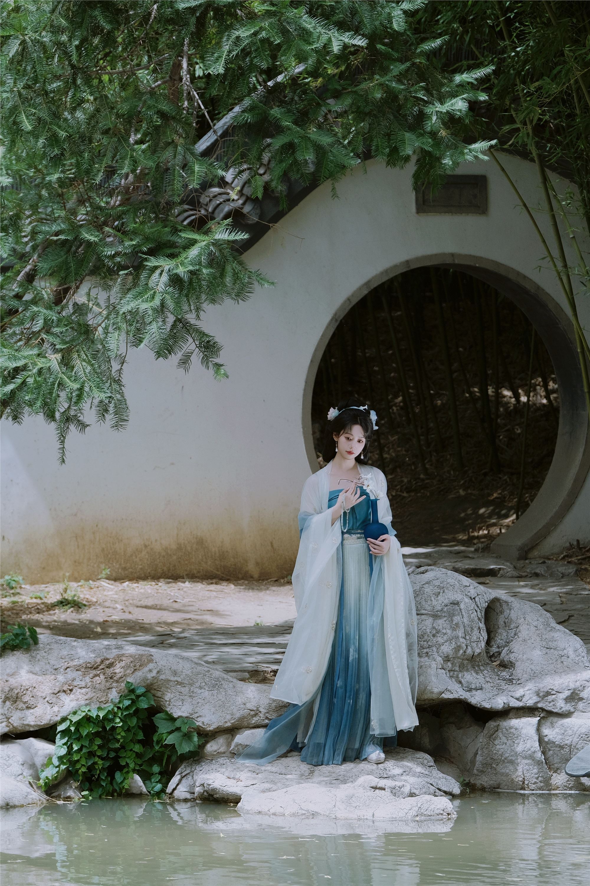 YITUYU艺图语 2025.02.06 画 七七